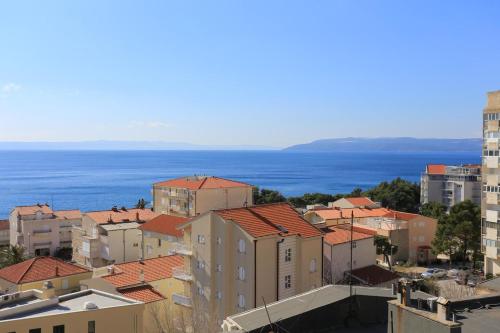 Apartments with a parking space Makarska - 15841 - image 8