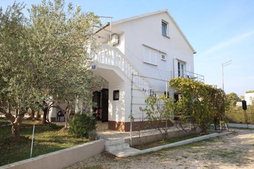  Apartment Vodice 16190b, Pension in Vodice bei Gaćelezi