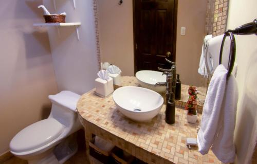Hotel La Catedral, Antigua Guatemala (photo 9)