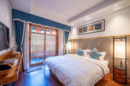 Easy Stay Deluxe