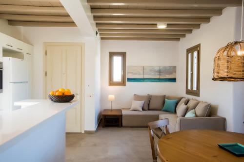  Mykonos Vacation Villa in Ftelia