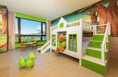 room detail thumbnail 1