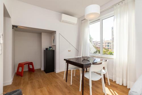 Claude Homes Lisbon Marques - image 6
