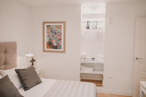 Deluxe Apartment image 2