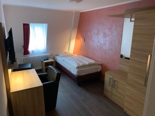 1 twin bed