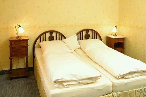 Double Room with French Bed
