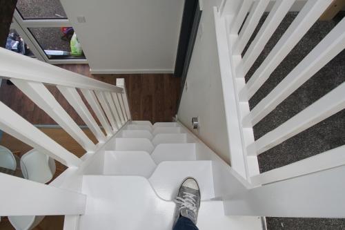 Air Host and Clean - Apartment 1 Broadhurst Court sleeps 4 minutes from town centre - image 14