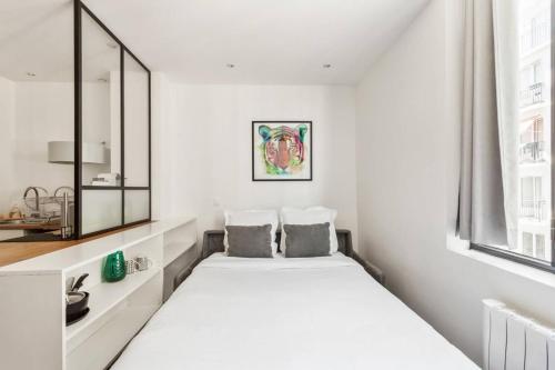 Modern studio perfectly equipped and renovated - image 8