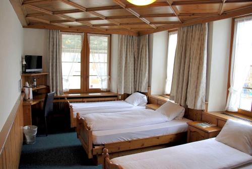 Hotel zum Kreuz in อาเรา