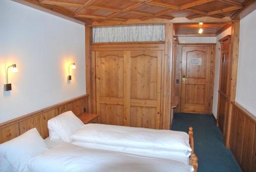 Hotel zum Kreuz - image 14