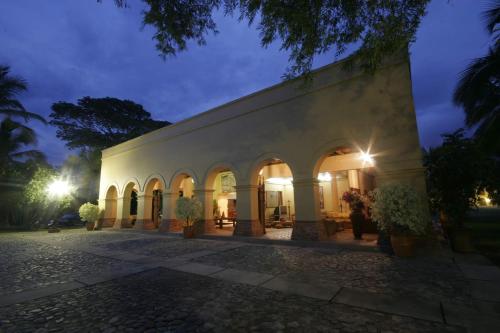 Hotel y Spa Santa Fe Colonial