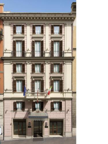 Entrance, Hotel Stendhal in Spagna