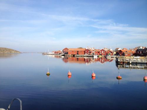 Orust, Mollosund