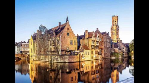 Groot appartement nabij Brugge met eigen badkamer!