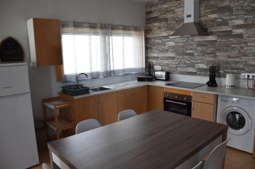 ห้องครัว, Casa do Dragoeiro in โตโป