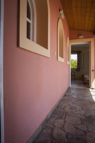 Kantouni Apartments - image 5