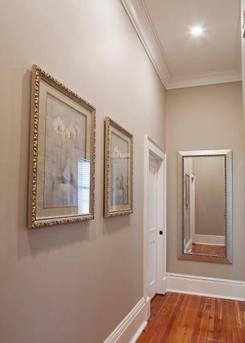201 York #2 · Newly Renovated Parkside Apt! - image 6