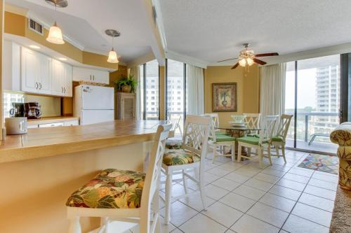 Surfside Resort 2 by Vacasa