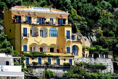 18472891 Palazzo Margherita