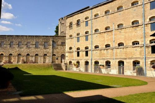 Short Let - Serviced Apartment - Oxford Apartment Central - Jericho - image 10