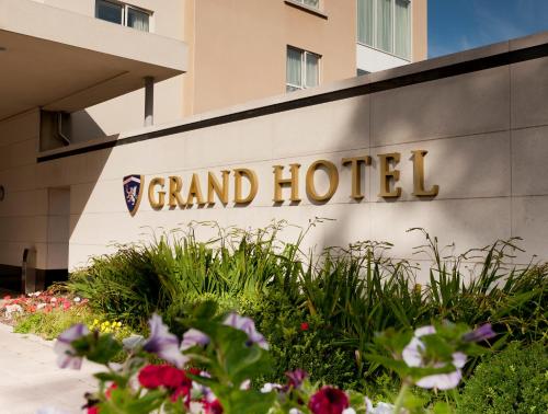 Grand Hotel