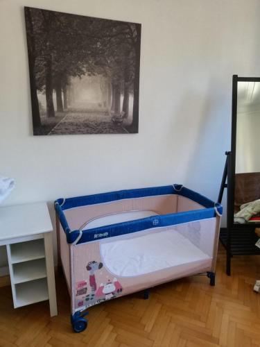 Cozy 2BR Apartment on Vitosha Blvd - next to NDK, Sofia (zdjęcie 7)