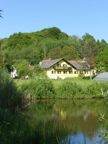  Frühstückspension Krump, Pension in Bad Waltersdorf