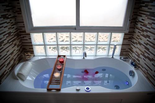 Hot tub, Villa Castro in Nuevalos