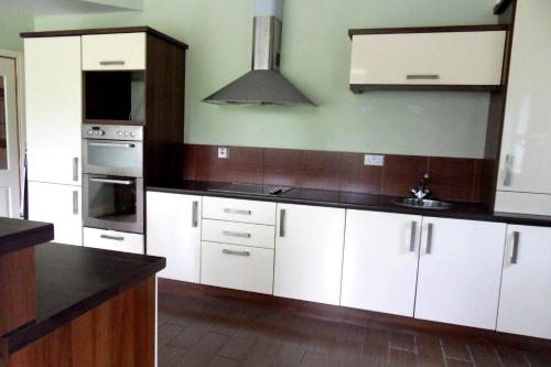 Konyha, Ethan House in Egyéb