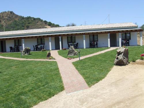 Photo 1 Agriturismo La Rocca Manna