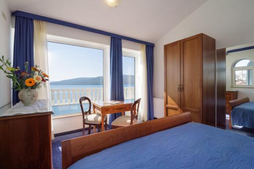 Villa Mediterana - image 13