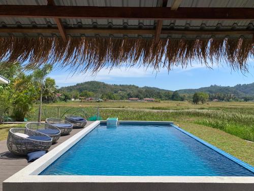 Swimming pool, Cloud9 Holiday Cottages in Mukim Kedawang