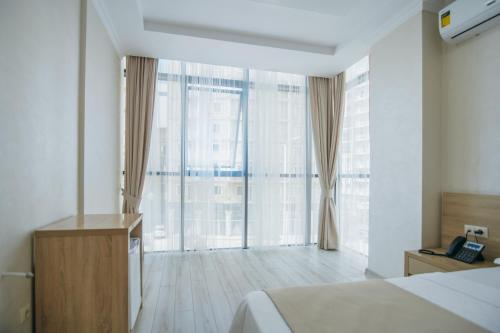 Hotel Batumi Palace – Batumi, IL
