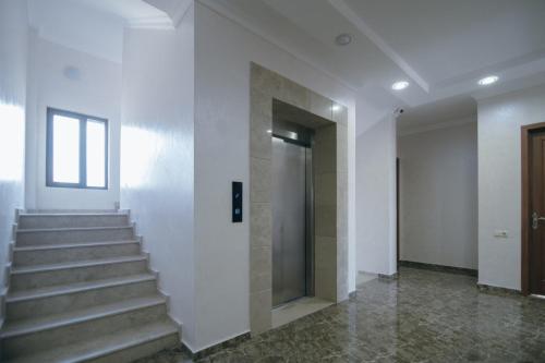 Hotel Batumi Palace – Batumi, IL