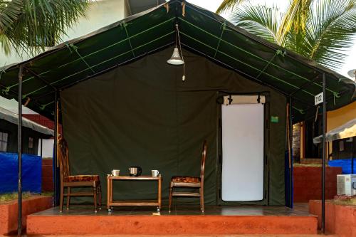 . Tent-O-Treat Premium Rooms near Dapoli