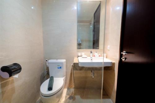 Studio Apartment image 3