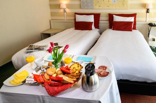 Grand Hotel Amstelveen - image 11