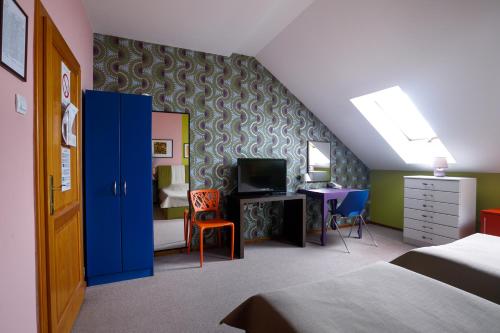 Art Garni Hotel - image 4