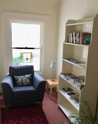 Derrin Guest House - image 7