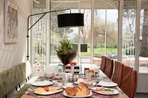 อาหารและเครื่องดื่ม, Boutique B&B de PASTORY in รูเซนดาล