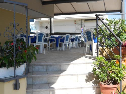 Hotel Laguna Blu - image 7