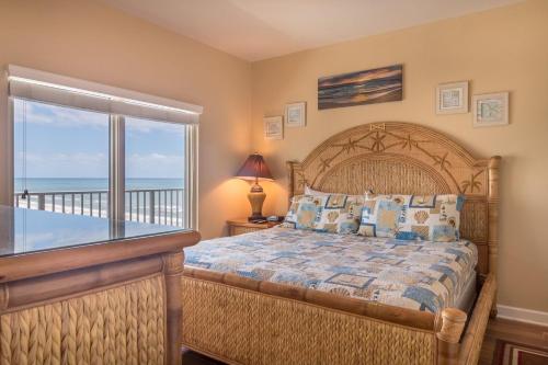 Shores Of Panama 726 Condo