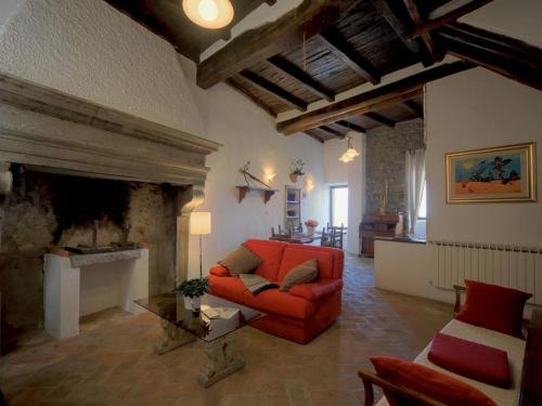  Historic house, Ferienwohnung in Montefiascone