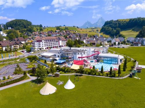 Swiss Holiday Park Resort - Hotel - Morschach