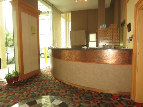 Tropicana Suite Hotel in Vancouver, Canada