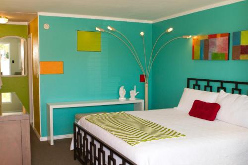 Quail Park Lodge- A Canyons Collection Property - image 7