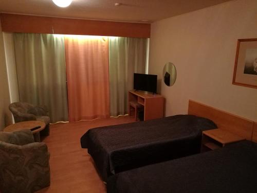 2 twin beds