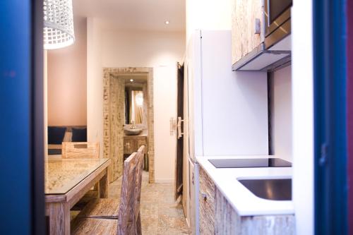 La Bodega Urban Suites - image 3