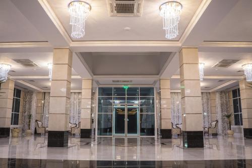 Tiynalla Hotel - image 3