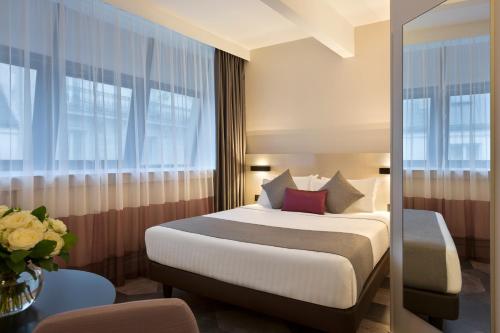 1 queen bed